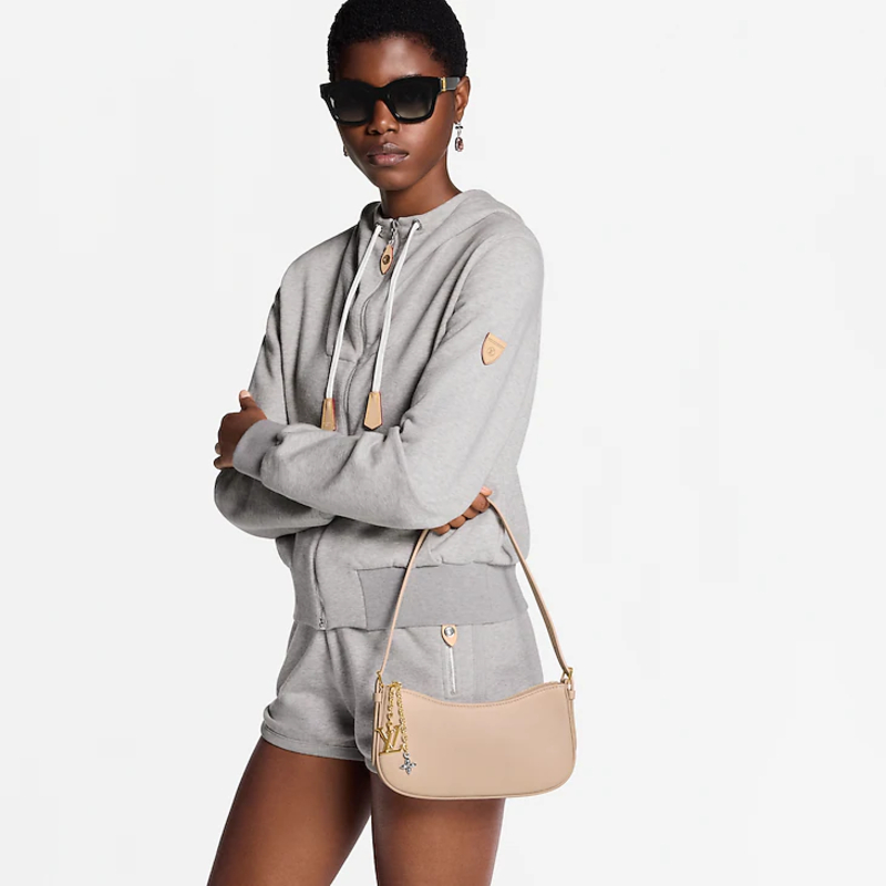 217157a07e46ef968bbde9eed532074d_1764223266_7178.jpg 217157a07e46ef968bbde9eed532074d_1764223266_7178.jpg