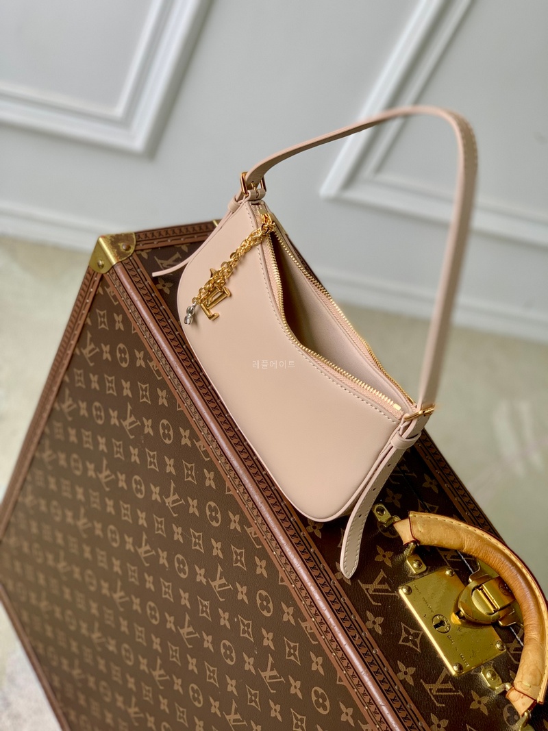 217157a07e46ef968bbde9eed532074d_1764223276_4235.jpg 217157a07e46ef968bbde9eed532074d_1764223276_4235.jpg