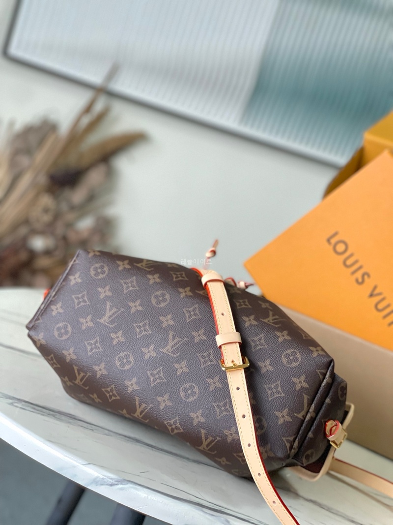 217157a07e46ef968bbde9eed532074d_1764224513_2504.jpg 217157a07e46ef968bbde9eed532074d_1764224513_2504.jpg