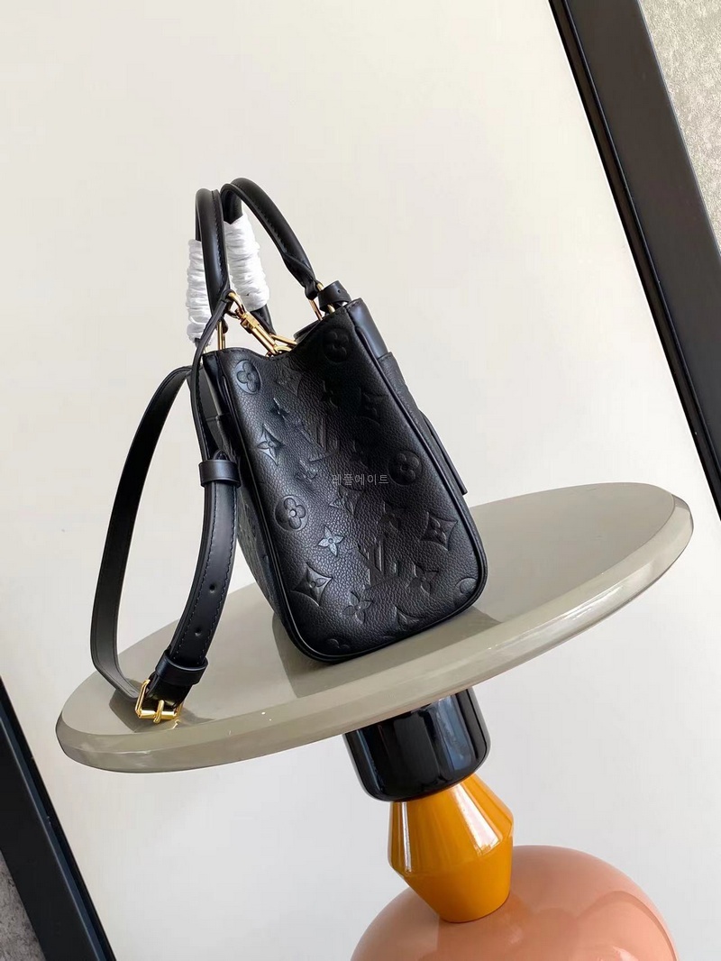 217157a07e46ef968bbde9eed532074d_1764295100_4984.jpg 217157a07e46ef968bbde9eed532074d_1764295100_4984.jpg