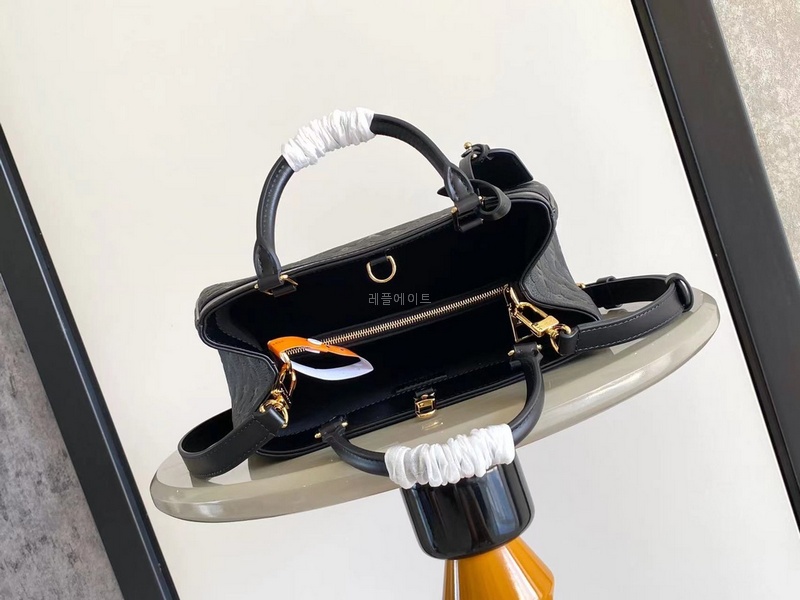 217157a07e46ef968bbde9eed532074d_1764295105_2376.jpg 217157a07e46ef968bbde9eed532074d_1764295105_2376.jpg