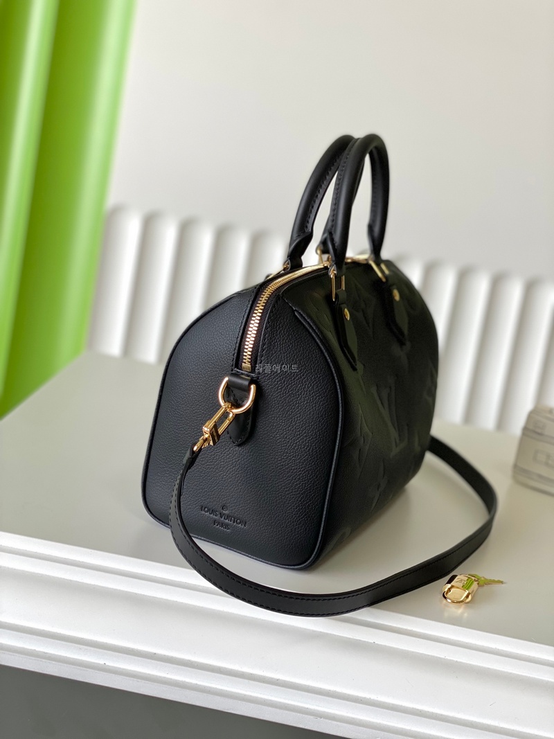 217157a07e46ef968bbde9eed532074d_1764295724_613.jpg 217157a07e46ef968bbde9eed532074d_1764295724_613.jpg