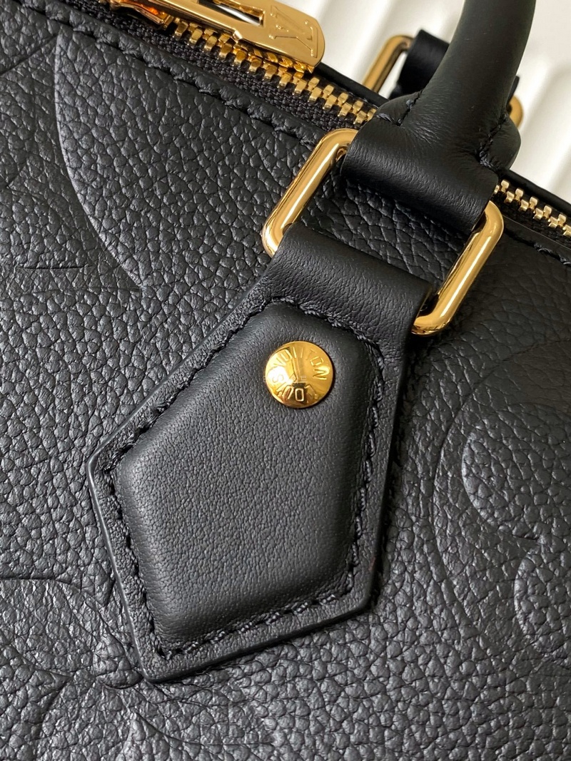 217157a07e46ef968bbde9eed532074d_1764295726_8335.jpg 217157a07e46ef968bbde9eed532074d_1764295726_8335.jpg