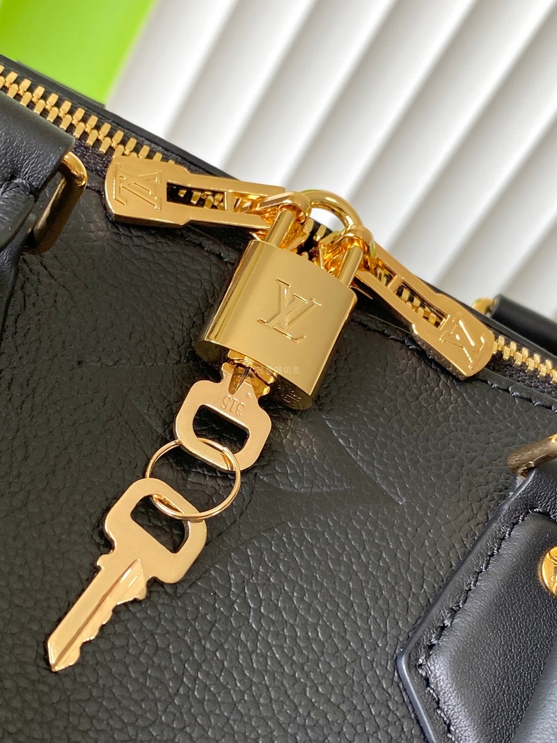 217157a07e46ef968bbde9eed532074d_1764295727_5394.jpg 217157a07e46ef968bbde9eed532074d_1764295727_5394.jpg