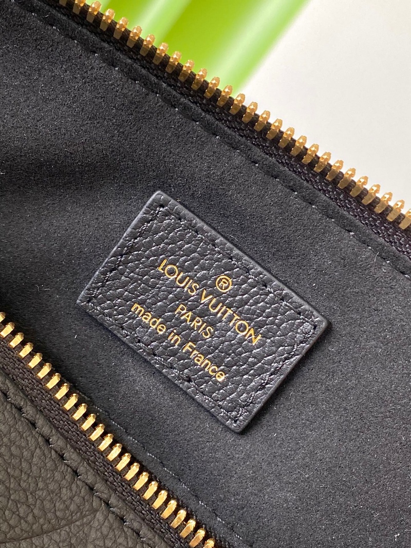 217157a07e46ef968bbde9eed532074d_1764295730_2488.jpg 217157a07e46ef968bbde9eed532074d_1764295730_2488.jpg