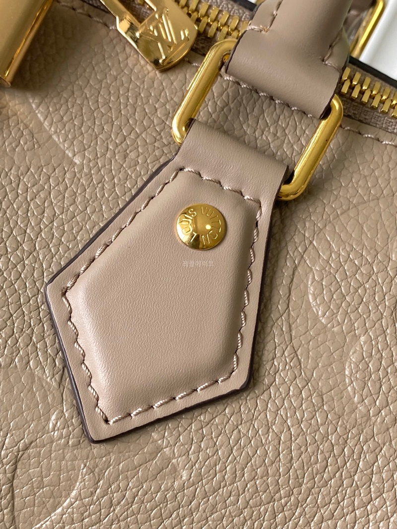 217157a07e46ef968bbde9eed532074d_1764296122_5572.jpg 217157a07e46ef968bbde9eed532074d_1764296122_5572.jpg