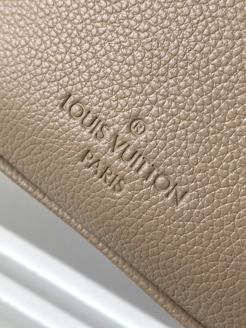 217157a07e46ef968bbde9eed532074d_1764296123_4438.jpg 217157a07e46ef968bbde9eed532074d_1764296123_4438.jpg