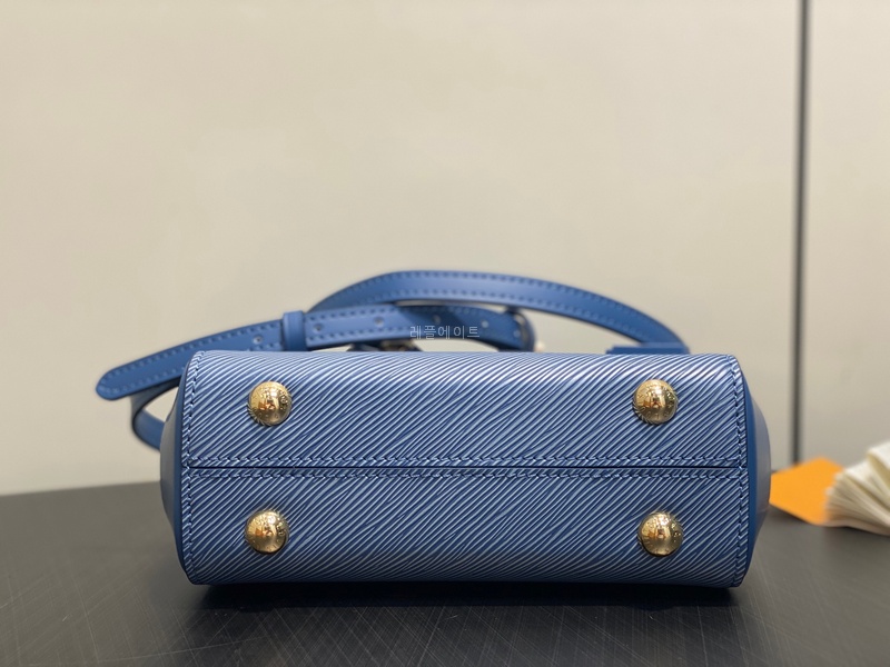 217157a07e46ef968bbde9eed532074d_1764296353_7833.jpg 217157a07e46ef968bbde9eed532074d_1764296353_7833.jpg