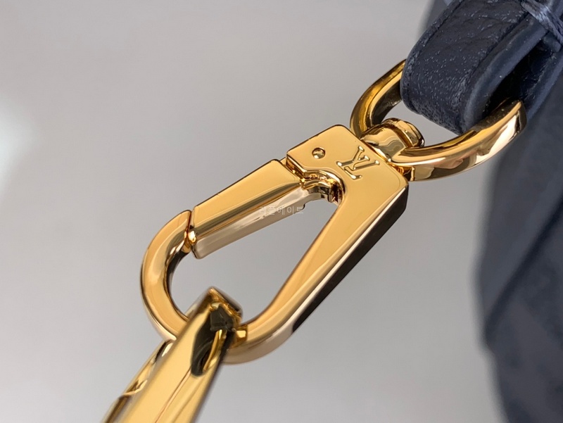 217157a07e46ef968bbde9eed532074d_1764296973_3185.jpg 217157a07e46ef968bbde9eed532074d_1764296973_3185.jpg