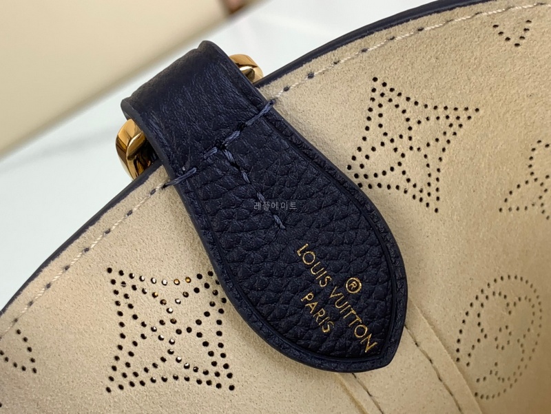 217157a07e46ef968bbde9eed532074d_1764296974_8805.jpg 217157a07e46ef968bbde9eed532074d_1764296974_8805.jpg