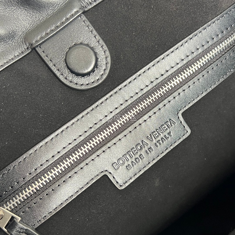 724611e29be0523c3170e221e3d401a9_1763818439_6125.jpg 724611e29be0523c3170e221e3d401a9_1763818439_6125.jpg