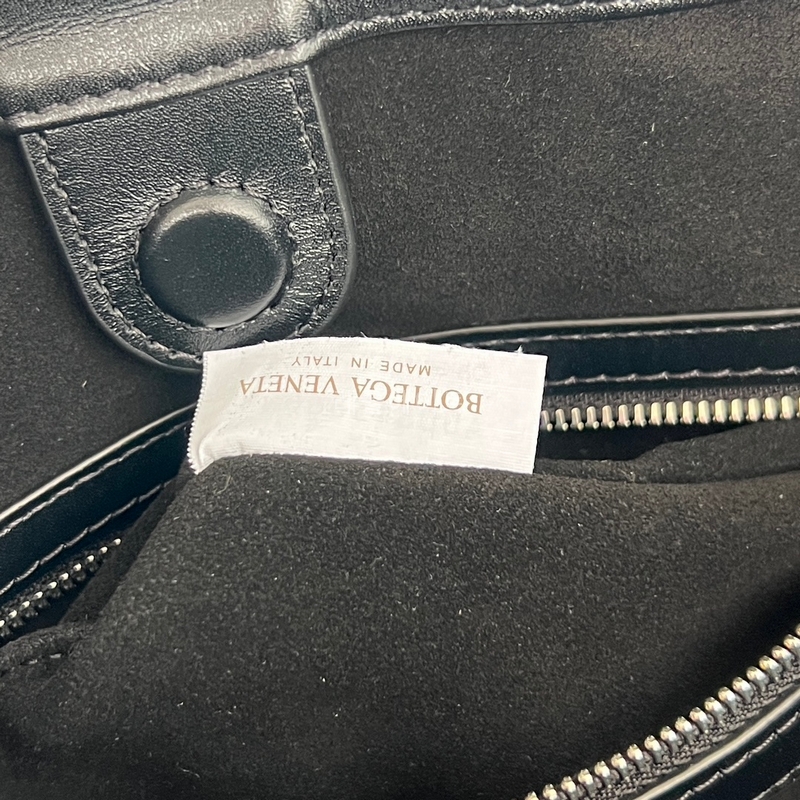 724611e29be0523c3170e221e3d401a9_1763818443_8259.jpg 724611e29be0523c3170e221e3d401a9_1763818443_8259.jpg