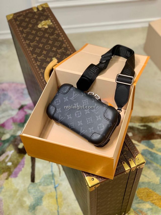 LOUIS VUITTON-M45579 루이비통 모노그램 이클립스 호라이즌 클러치