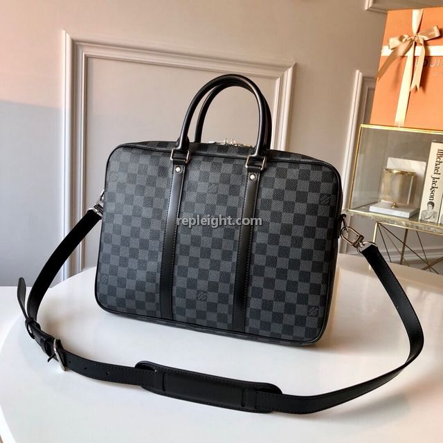 LOUIS VUITTON-N41478 루이비통 다미에 그라파이트 포르트-다큐멍 보야주 PM