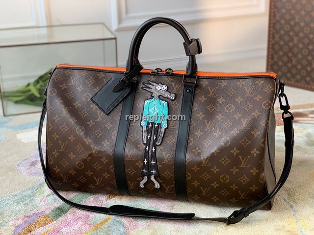 LOUIS VUITTON-M45616 루이비통 모노그램 키폴 반둘리에 50 M45616