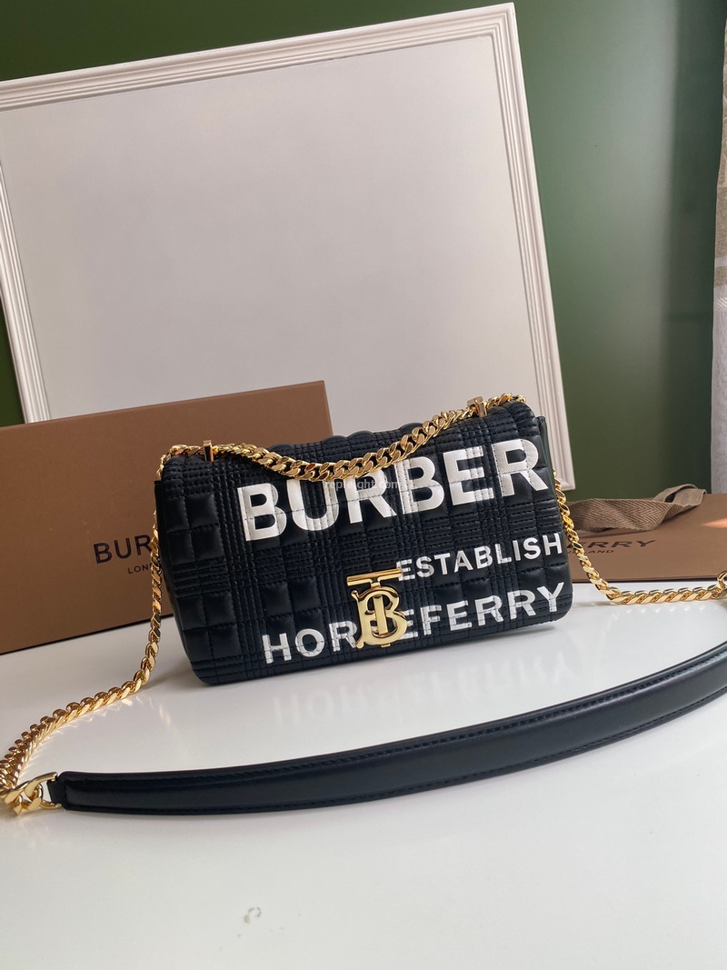 BURBERRY-80211051 버버리 블랙 퀼팅 램스킨 호스페리 프린트 롤라백