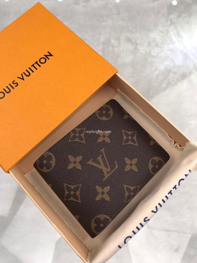 LOUIS VUITTON-M60895 루이비통 모노그램 멀티플 월릿