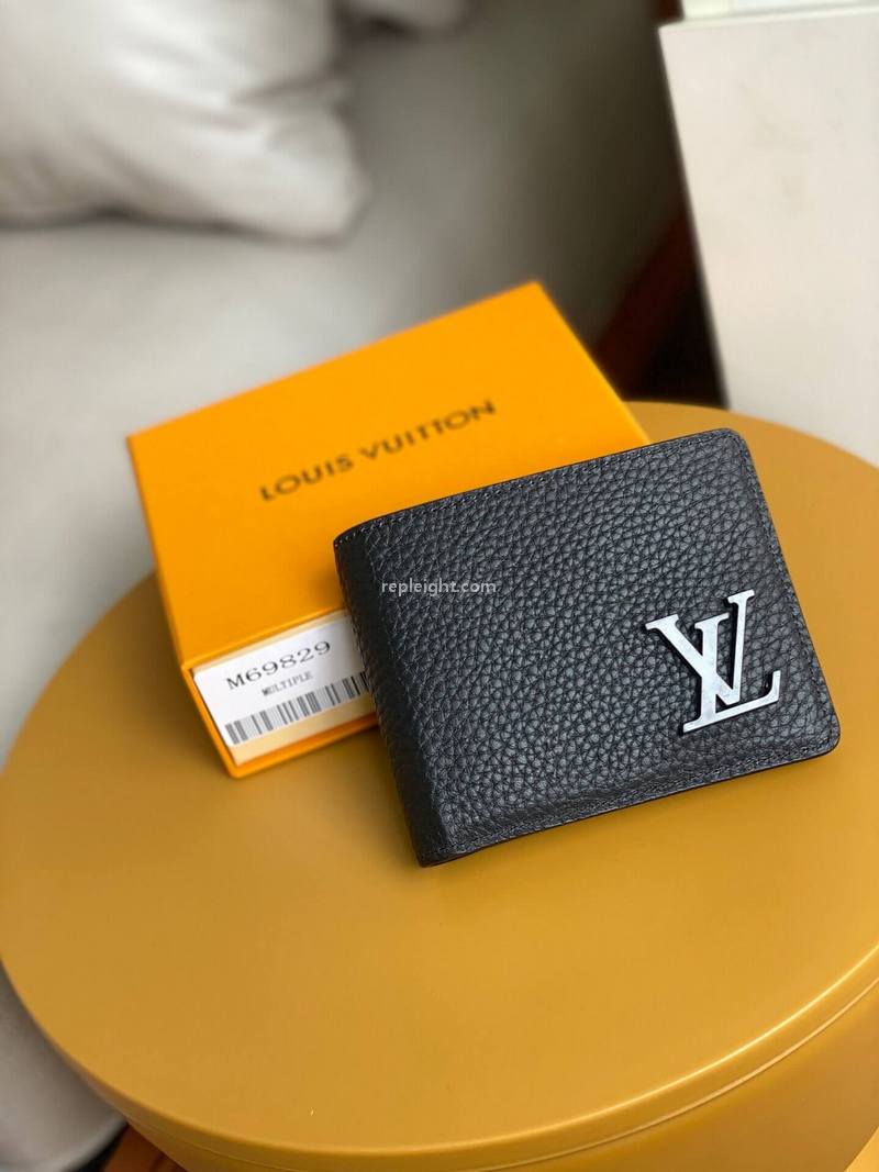 LOUIS VUITTON-M69829 루이비통 LV 에어로그램 멀티플 월릿 남성 반지갑