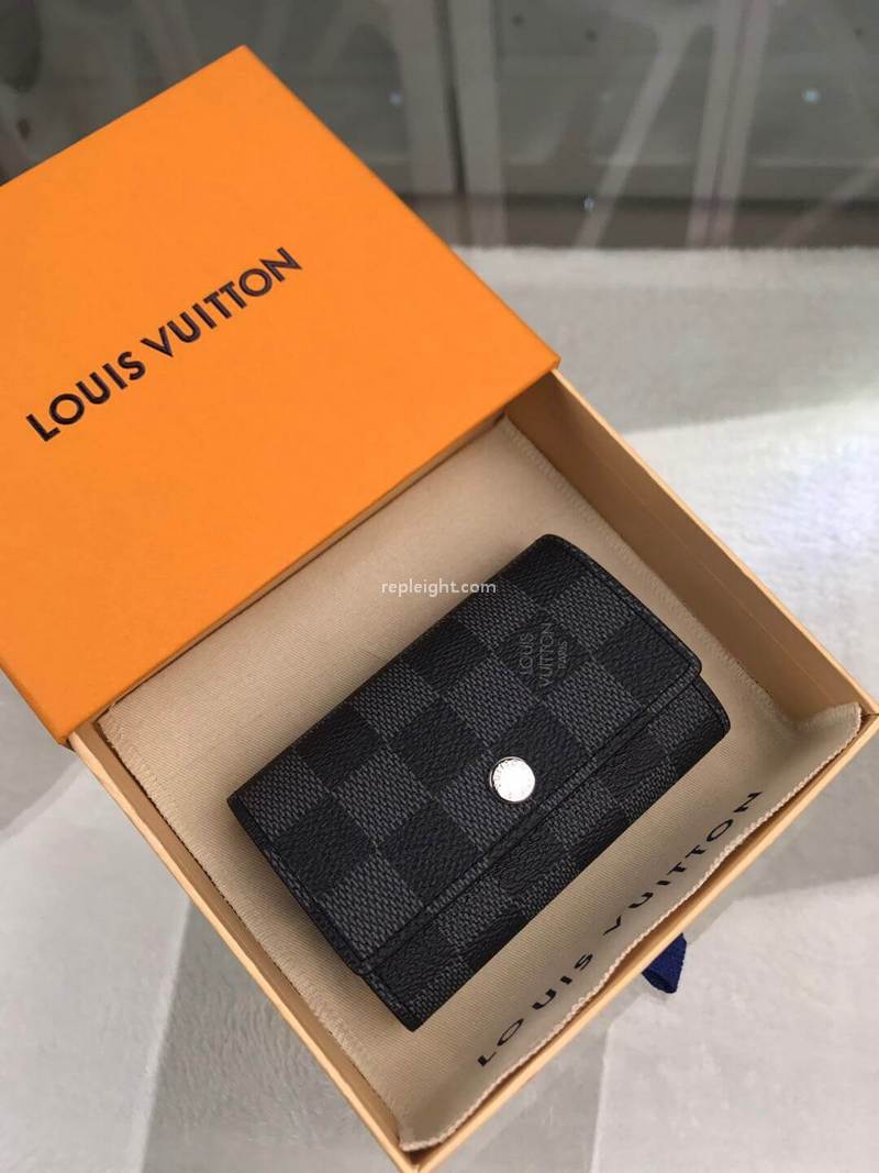 LOUIS VUITTON-N62630 6 키홀더