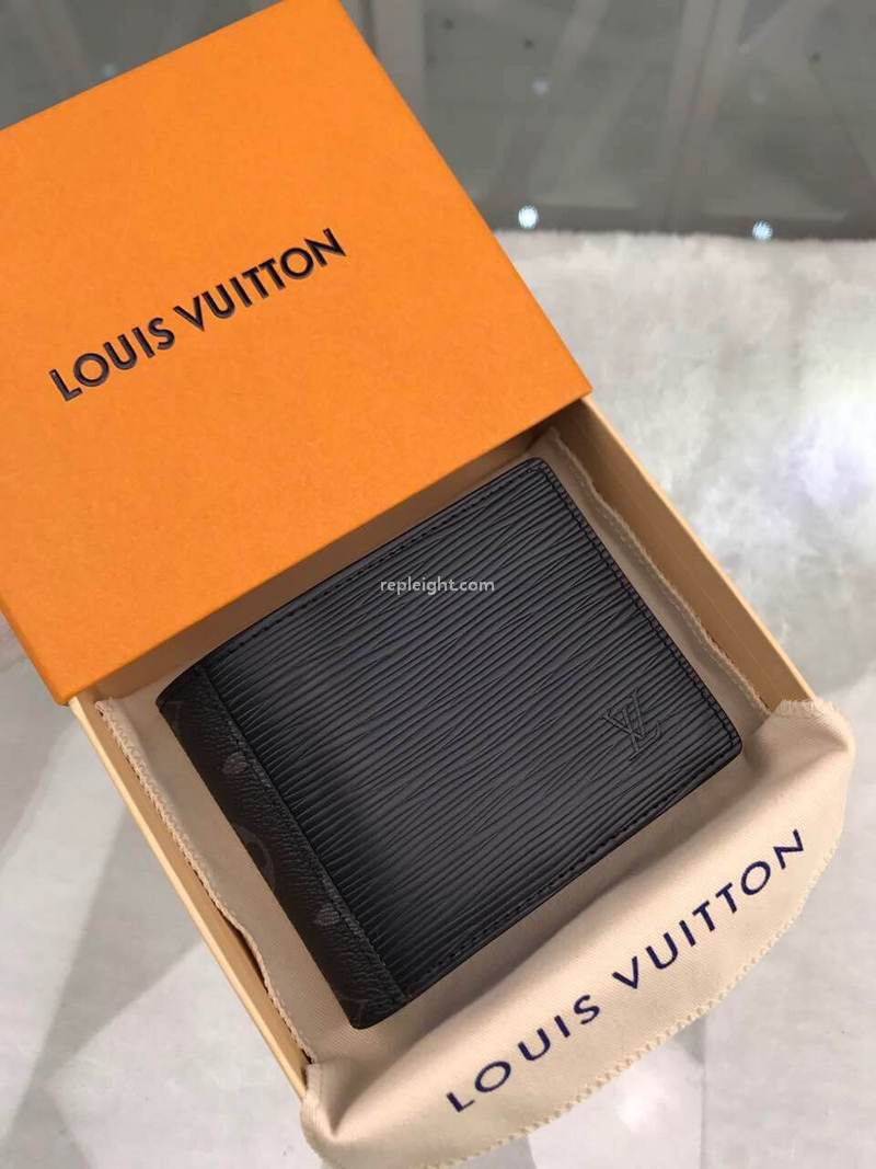 LOUIS VUITTON-M67762 루이비통 에삐 레더 모노그램 이클립스 멀티플 월릿