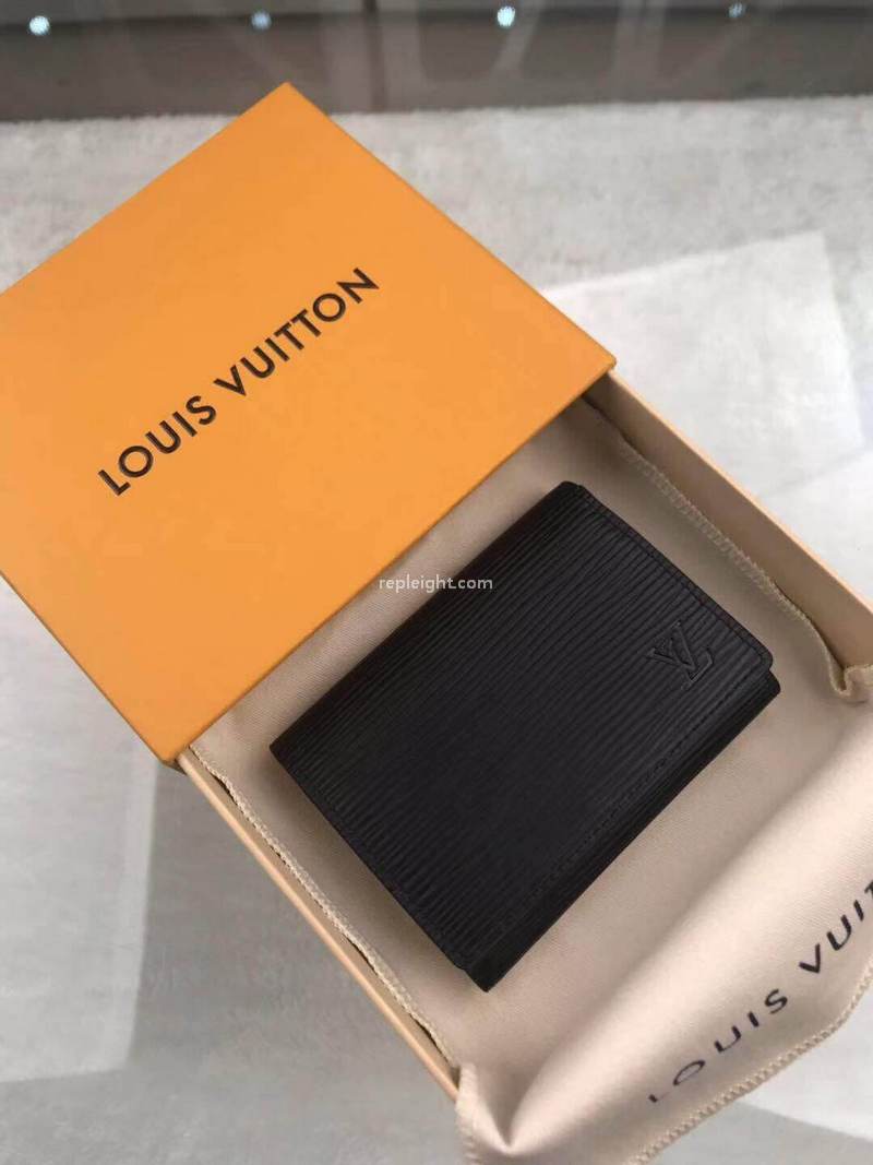 LOUIS VUITTON-M62292 루이비통 에삐 엔벨로프 카르트 드 비지트