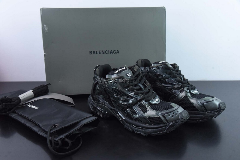 발렌시아가 677402W3RB11000 Balenciaga RUNNER TRAINERS 남여공용