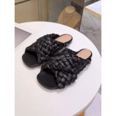 보테가 베네타 1030100062-31 Bottega Veneta 여성 도트 웨이브3