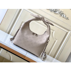 LOUIS VUITTON-M20700 루이비통 마히나 송아지 가죽 와이 낫 PM