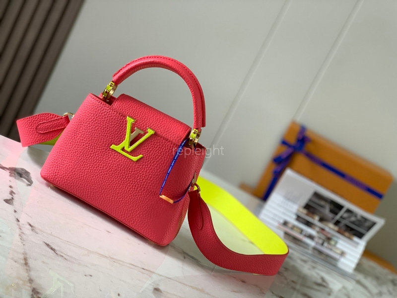 LOUIS VUITTON-루이비통 M59440 카퓌신 미니