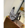 LOUIS VUITTON-루이비통 M21752 루프