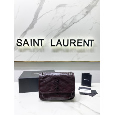 SAINT LAURENT-  6331600EN046475 크링클드 빈티지 가죽 소재의 NIKI 베이비백