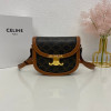 CELINE-110962BZ4.04LU TRIOMPHE 캔버스 TEEN BESACE TRIOMPHE