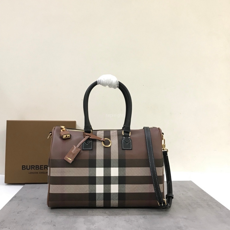 BURBERRY-80696621 체크 레더 미디엄 볼링 백