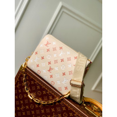 LOUIS VUITTON-M22398 쿠상 PM