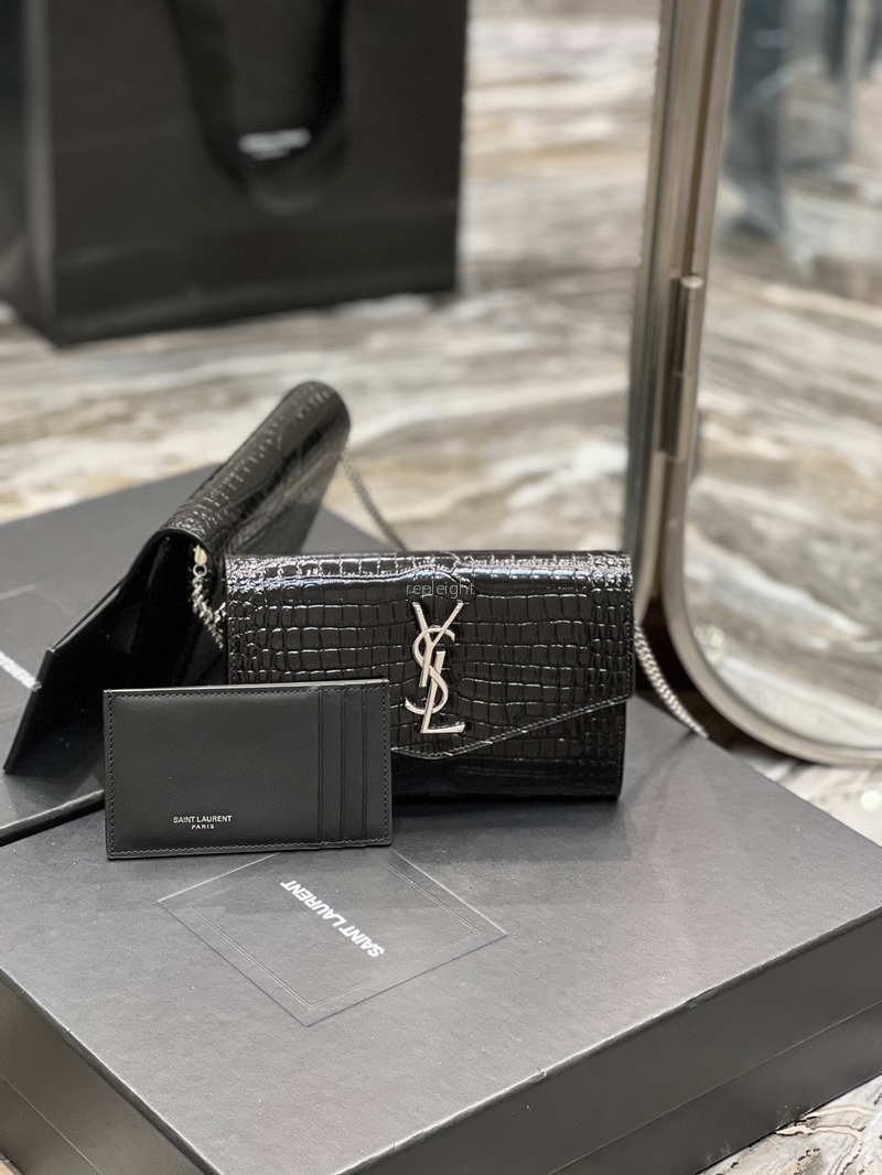 YSL- SAINT LAURENT 607788DND1N1000 크로커다일 엠보스드 샤이니 UPTOWN 체인 지갑