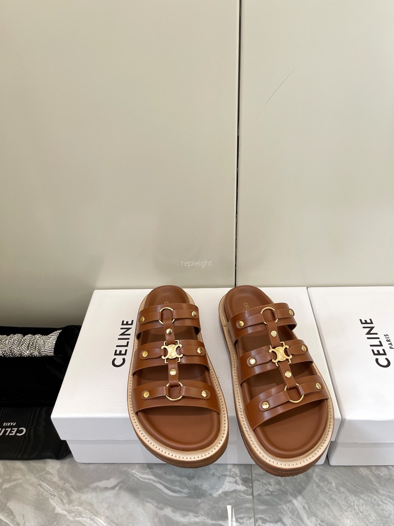 셀린느- CELINE 352343766C.04LU SLIDES TIPPI IN CALFSKIN