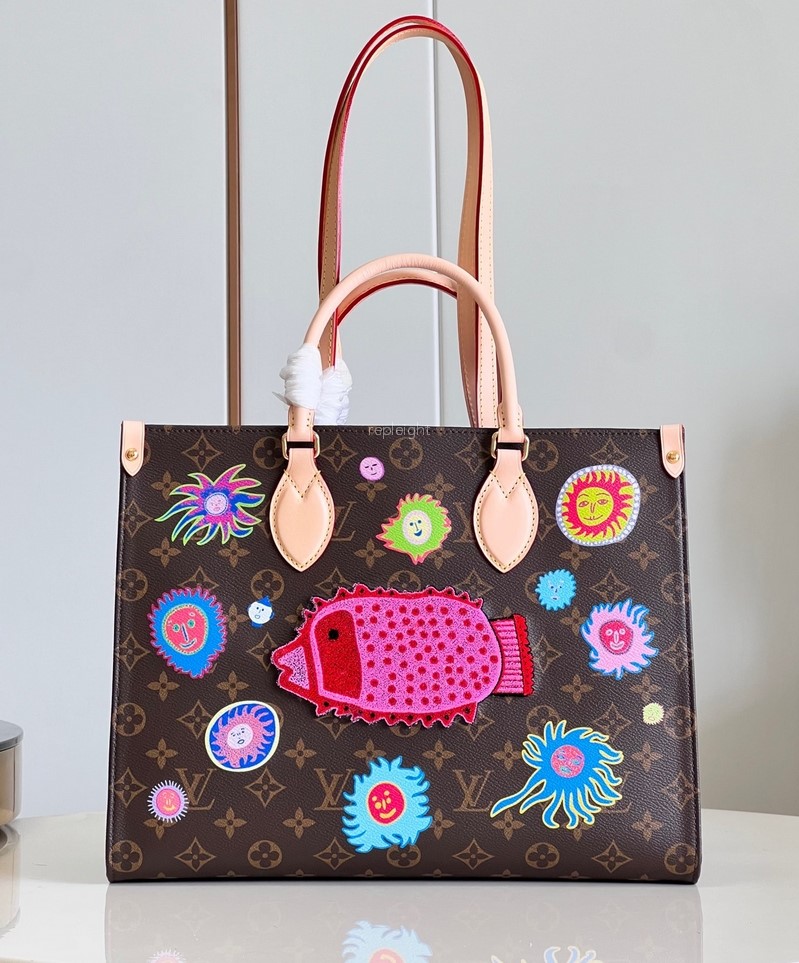 LOUIS VUITTON-M46429  LV x YK 온더고 MM