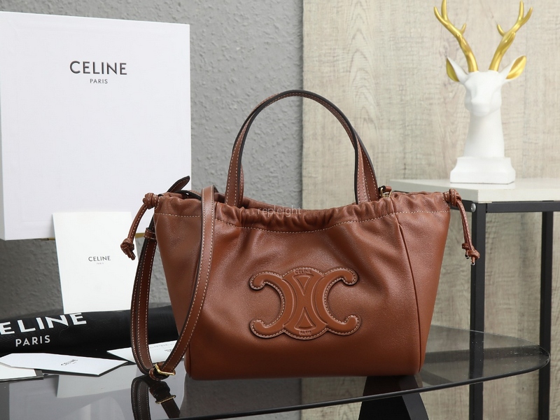 CELINE-111013DU3.04LU SMALL CABAS DRAWSTRING CUIR TRIOMPHE