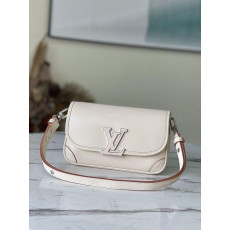 LOUIS VUITTON-M59457 부시