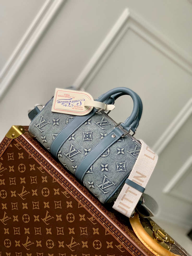 LOUIS VUITTON-M22762   키폴 반둘리에 25