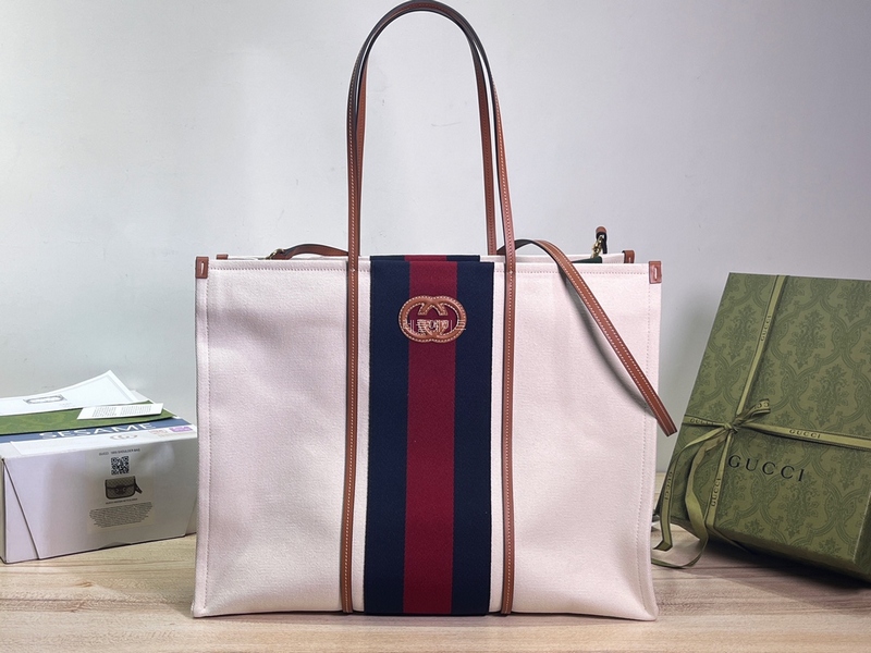 GUCCI-727701 FABCL 9553 라지 인터로킹 G 토트백