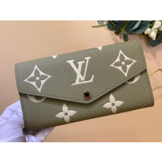 LOUIS VUITTON - 루이비통 M82516  Sarah Wallet