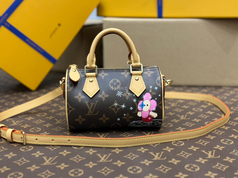 LOUIS VUITTON - 루이비통 M82624 Nano Speedy