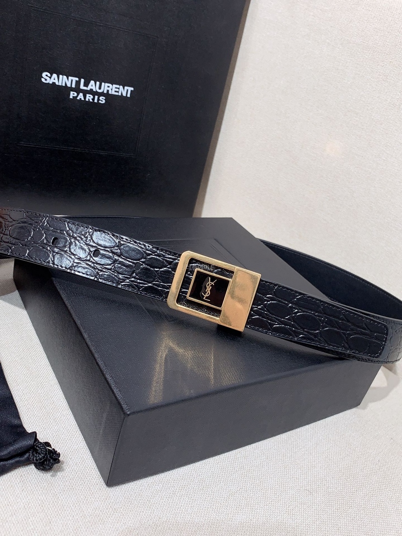 YSL - 입생로랑 7325561ZQ8J1000 크로커다일 엠보스드 가죽  FEMALE 버클 벨트 3.0CM