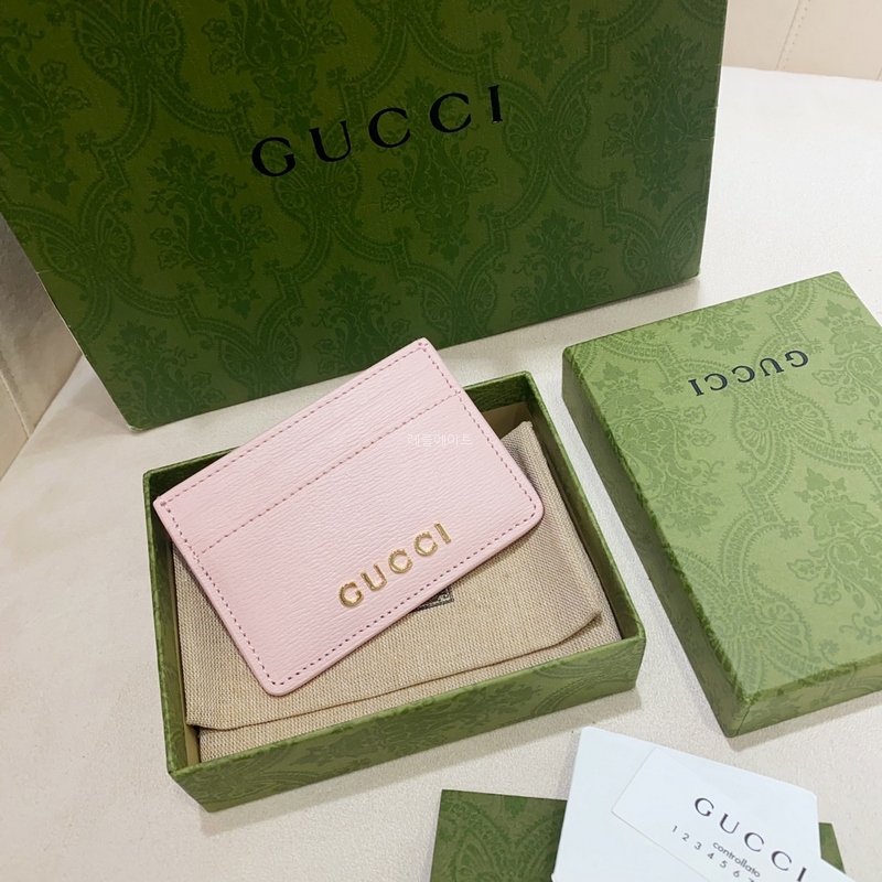 GUCCI- 구찌 773428 0OP0N 5909 구찌 스크립트 카드 케이스