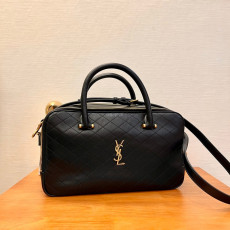 YSL- SAINT LAURENT 7667851EL071000 퀼트 처리한 램스킨  LYIA 더플 백