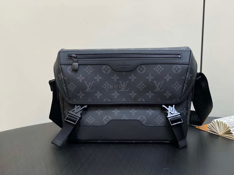 LOUIS VUITTON-루이비통 M12517 메신저 보야주 PM