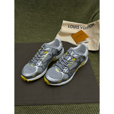 LOUIS VUITTON- 루이비통 1AHOVU LV Olympia Sneaker (여성)