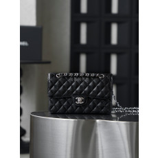 CHANEL-샤넬 A01112  클래식 한드백 (스몰)