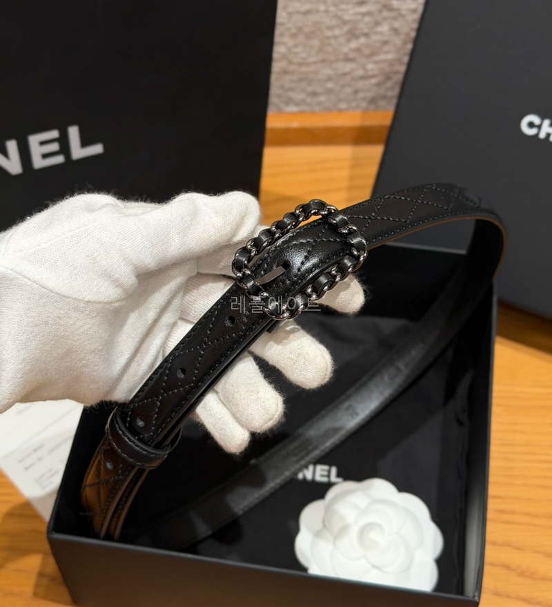 CHANEL-샤넬 가족 벨트 Quilted Lambskin Belt (20mm)